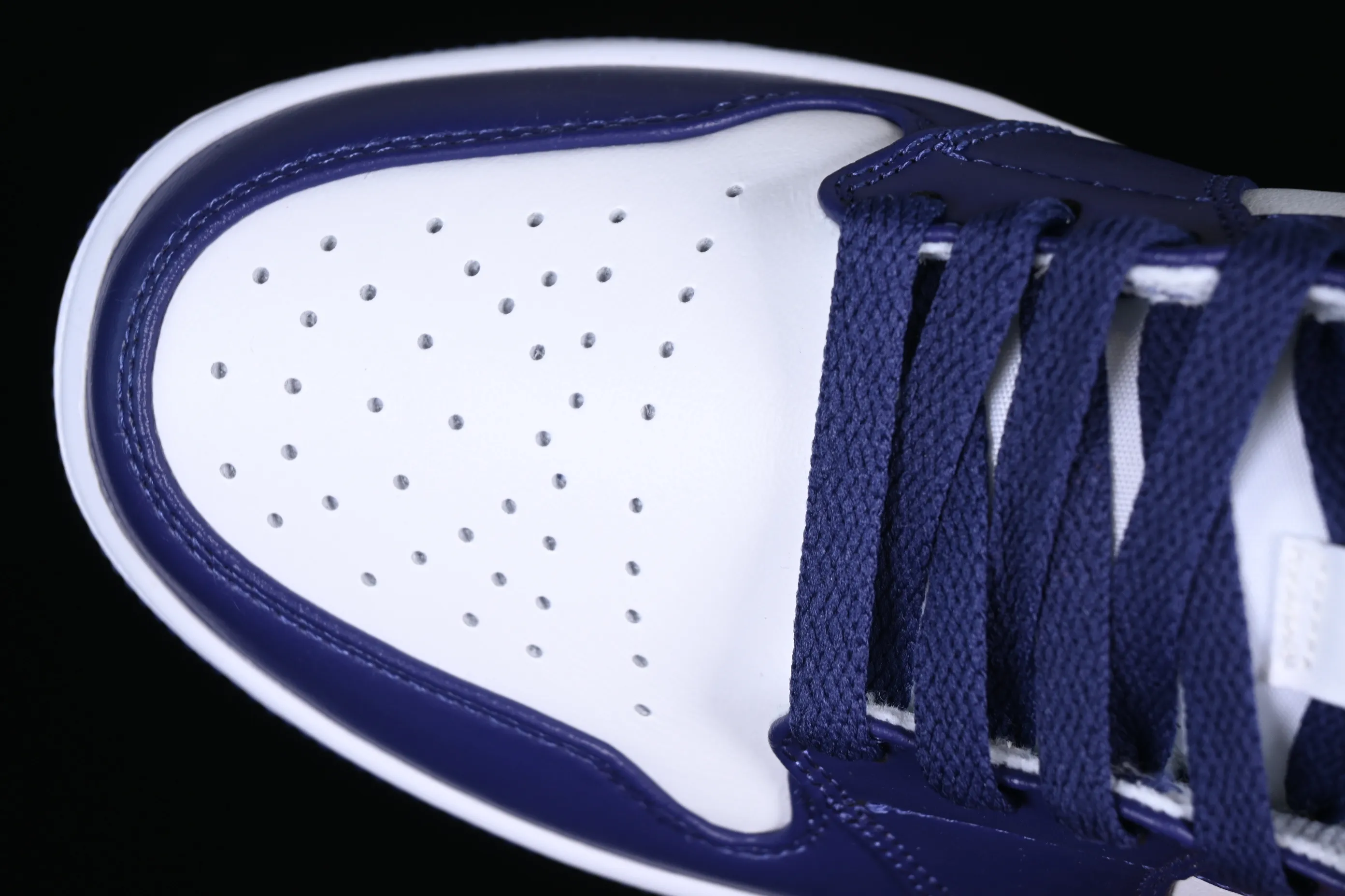 All categories Air Jordan Jordan series basketball shoes Air Jordan 1 Mid Air Jordan 1 Mid AJ1 Joe 1 white and purple mid-top cultural and casual sneakers DQ8426-515